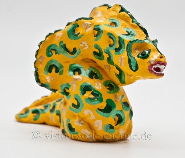 Kleiner Drache - Skulptur aus luftgetrockneter Modelliermasse