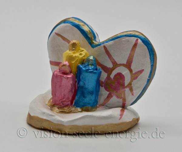 Herzensflamme - Kleiner Herz-Altar aus luftgetrockneter Modelliermasse